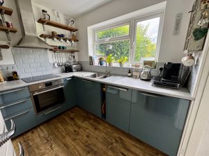 Kitchen- click for photo gallery